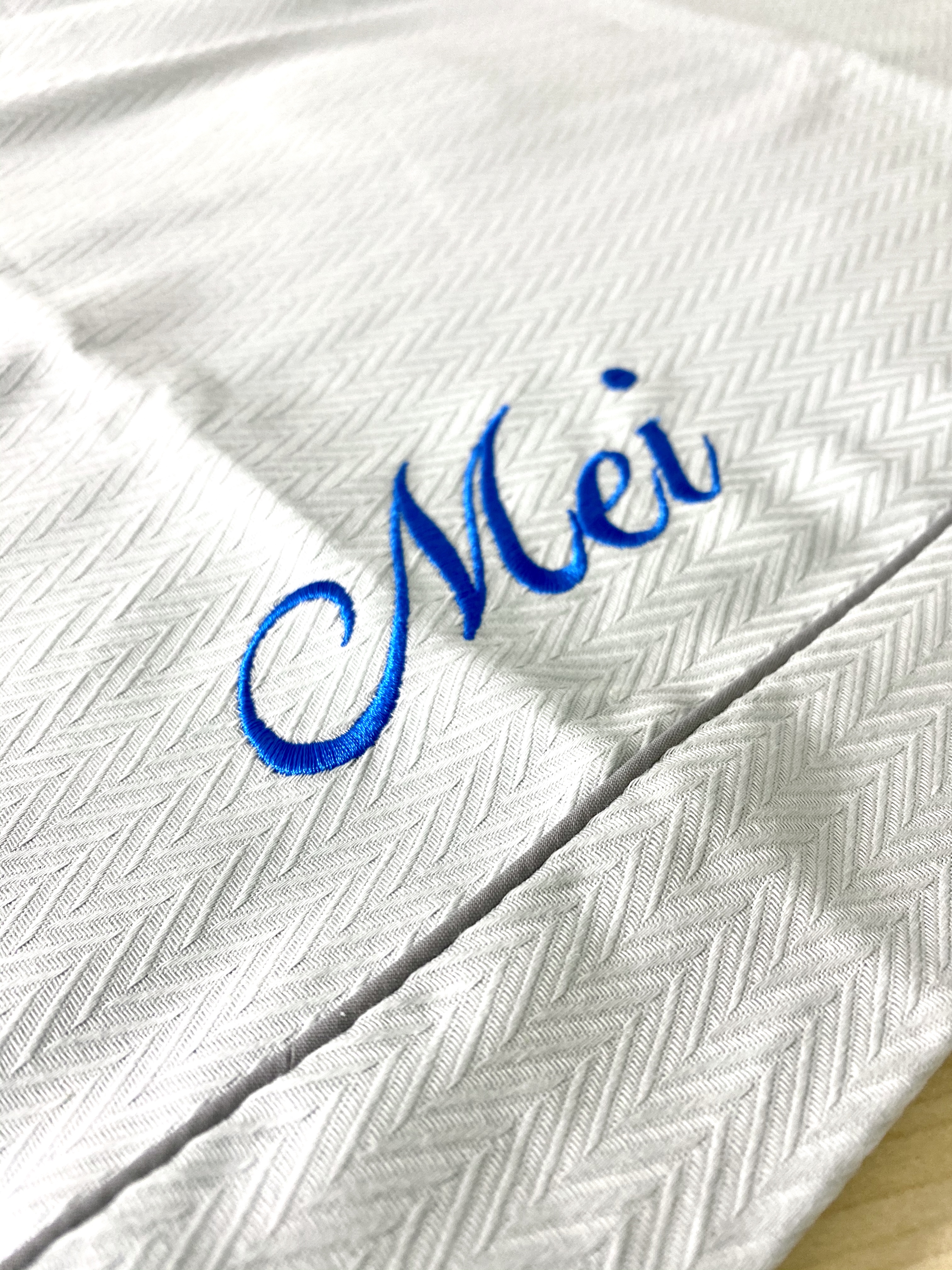 ネーム刺繍｜犬のベッド：アンベルソ