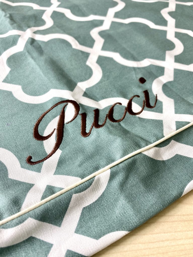 ネーム刺繍｜犬のベッド：アンベルソ